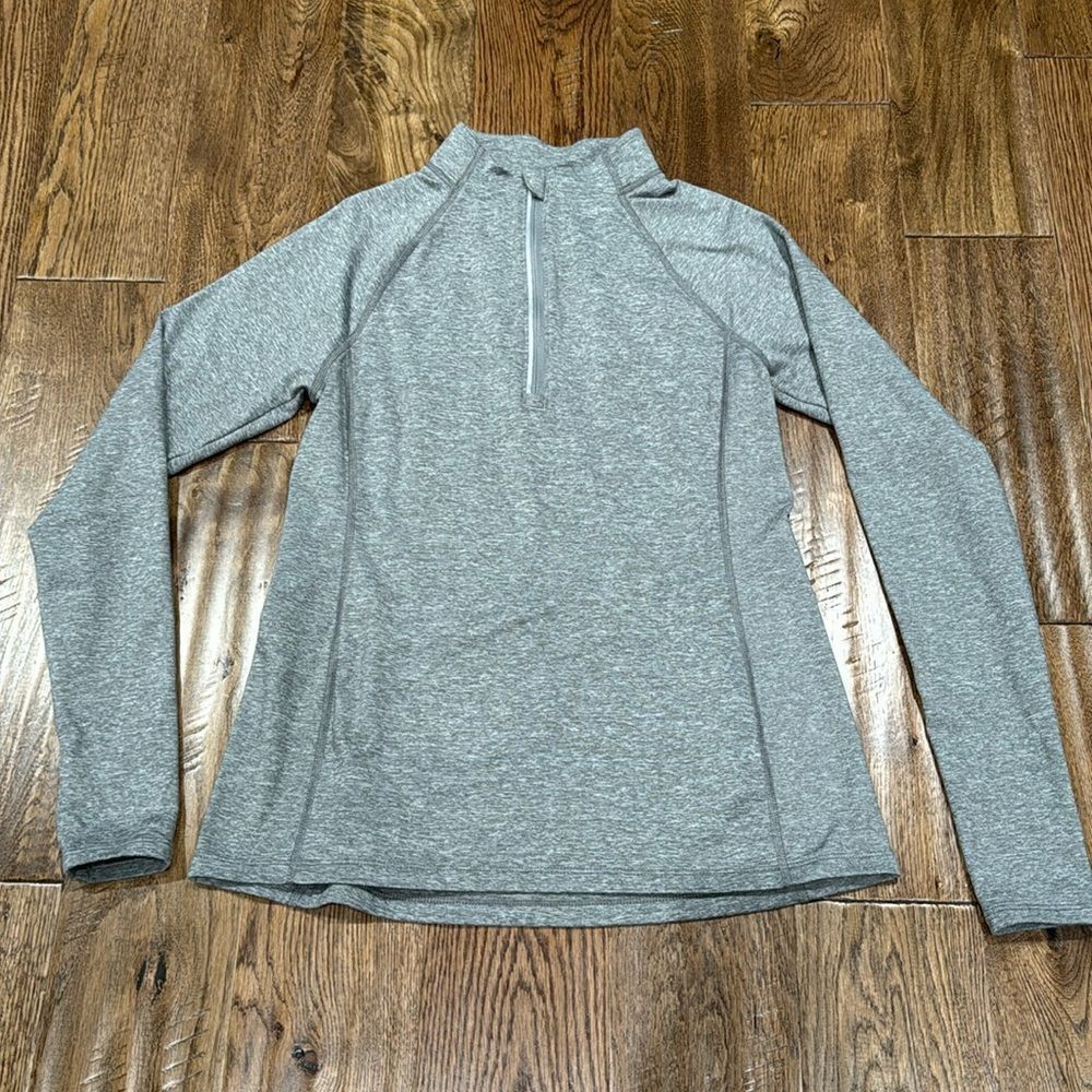 Old Navy Warm Active 1/4 Zip. Gray. Sz S